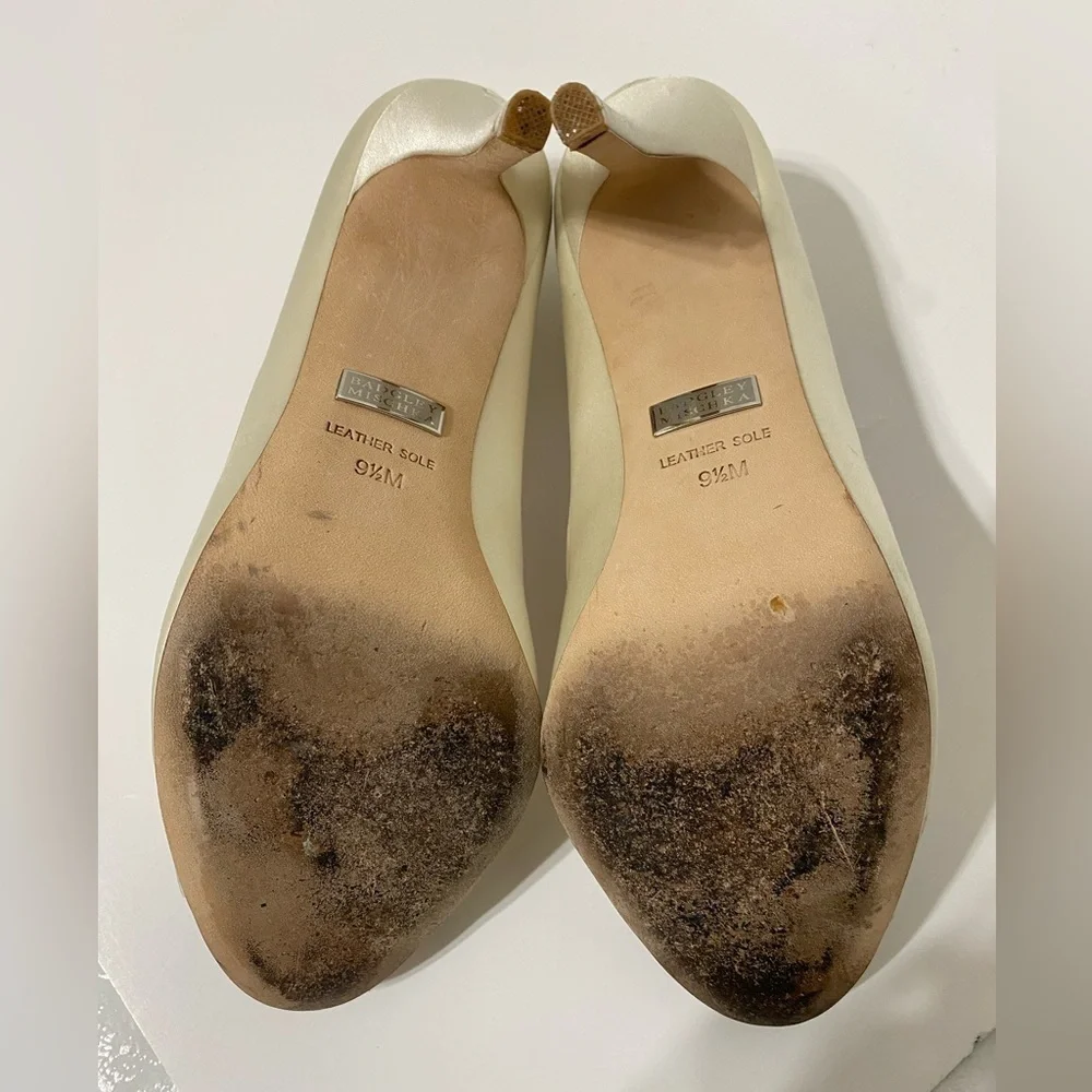 Badgley Mischka Women's Cream Embellished Heels size 9.5
